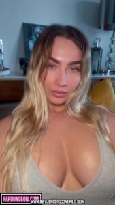 Katiebeex Sextapes Caucasian Green Eyes Nudes Huge Breasts