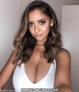 Chanelle Punton Influencer Average Body Mixed Race Chanelle Punton Influencer Average Body Mixed Race