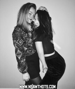 Lara Lemons Female Curvy Body Caucasian Blonde Big Ass Lara Lemons Female Curvy Body Caucasian Blonde Big Ass