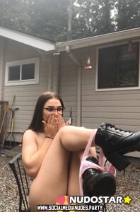 Anna Curvy Beautiful Nude Brown Hair Influencer Caucasian Anna Curvy Beautiful Nude Brown Hair Influencer Caucasian