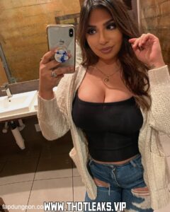 Dianaalvaradx Big Ass Female Big Breasts Influencer