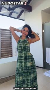 Ischtar Isik Big Ass Small Breasts Average Body German