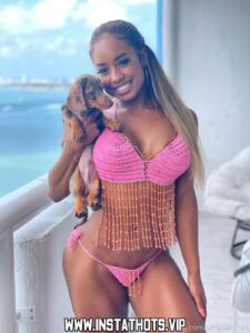 Qimmah Russo Onlyfans Adult Content Creator Green Eyes Sexy Qimmah Russo Onlyfans Adult Content Creator Green Eyes Sexy