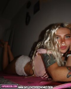 Shaninblake Blonde Hippie Sexy Blonde Onlyfans Bisexual Shaninblake Blonde Hippie Sexy Blonde Onlyfans Bisexual